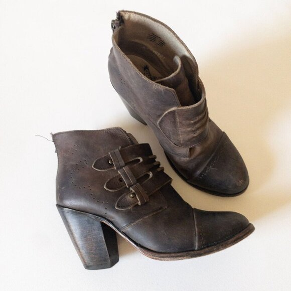freebird Shoes - Freebird By Steven Malbc Brown Leather Block Heel Ankle Boots SZ 7